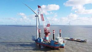 В Китае подключили к электросети крупнейшую морскую ветроэлектростанцию