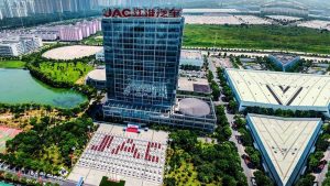 JAC опровергает слухи о работе с Huawei над автомобилями