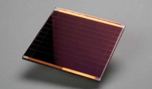 Исследователи разрабатывают новый процесс производства стабильных перовскитных материалов для повышения эффективности солнечных элементов