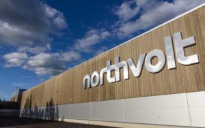 Приемник Volvo XC60 будет работать на аккумуляторах Northvolt