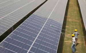 Суммарная мощность солнечной энергетики в Индии превысили 70 ГВт