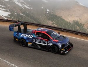 Компания Ford собирается вернуться на Pikes Peak International Hill Climb