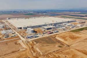 BMW завершает строительство производственного здания на заводе по выпуску аккумуляторов в Баварии