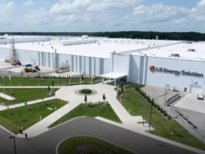 Компания LG Energy Solution начала производство аккумуляторов на своем заводе в Лансинге